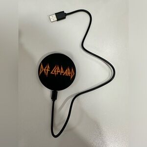 NEW Def Leppard Wireless Phone Charger NWOT